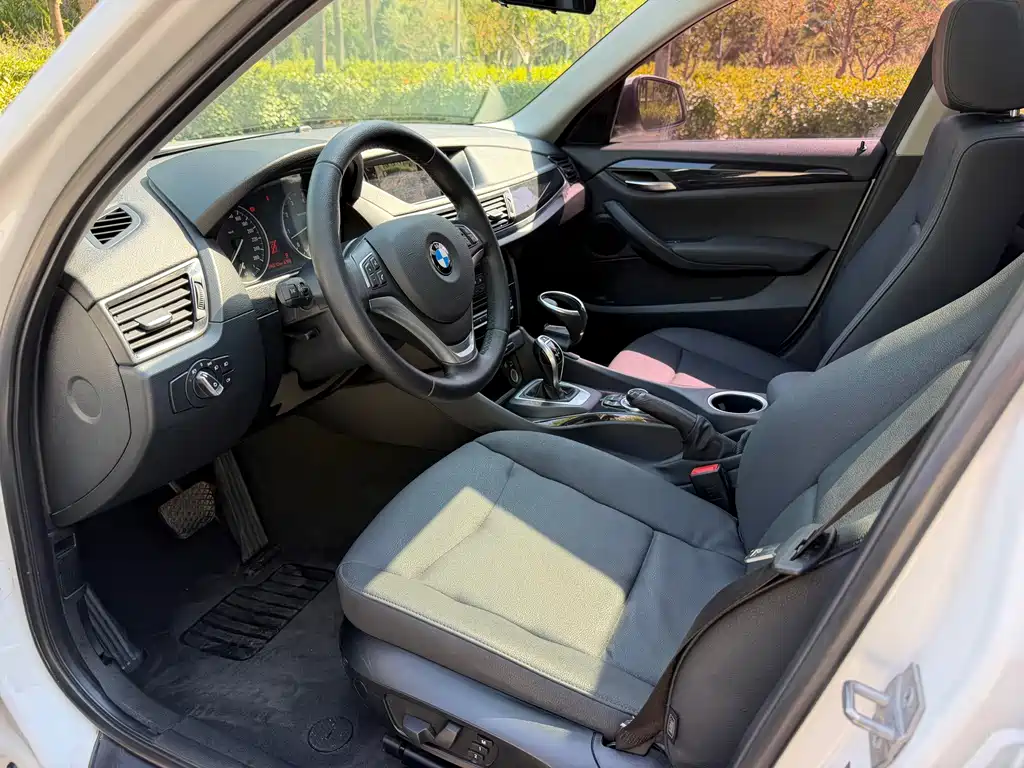 BMW X1 — миниатюра 5