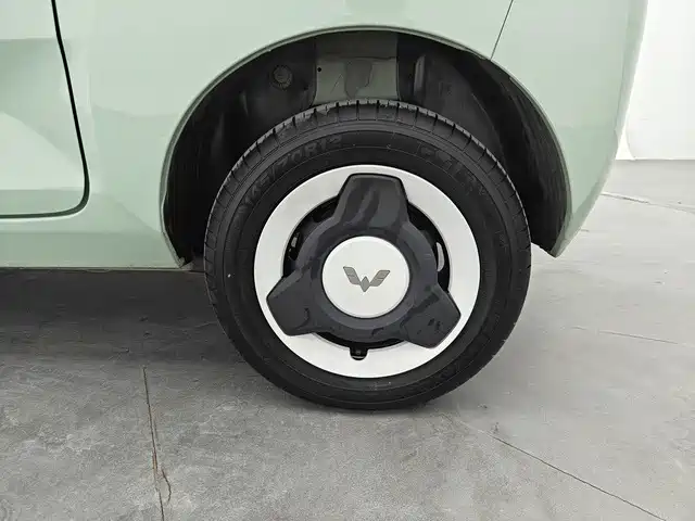 Wuling MINIEV — миниатюра 13