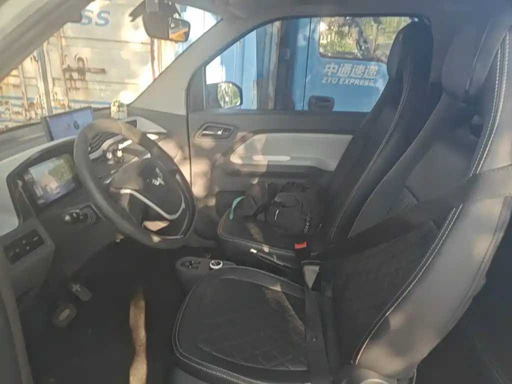 Wuling MINIEV — миниатюра 15