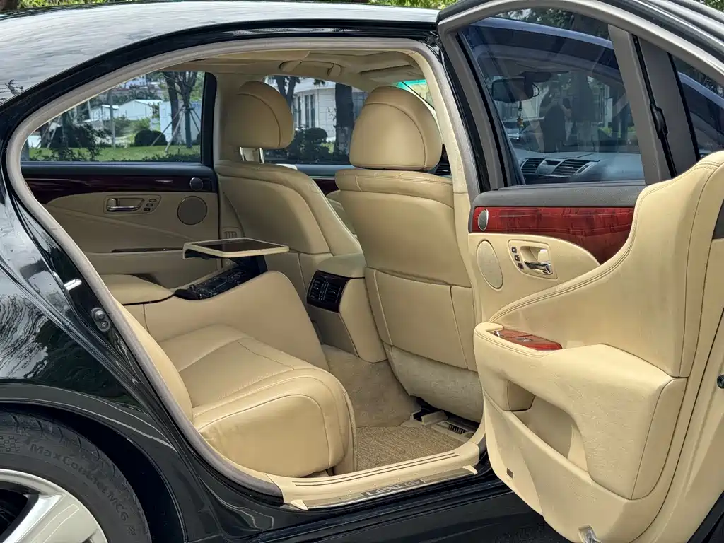 Lexus LS 2006 460L Luxury