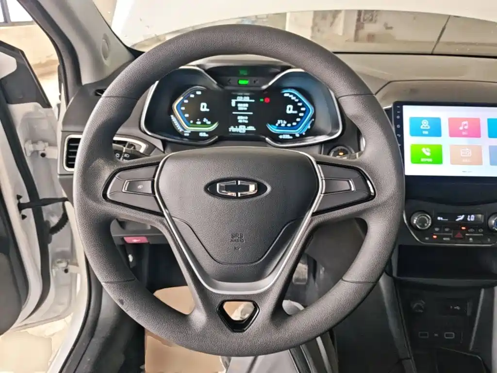 Guojin Auto Junxing — миниатюра 11