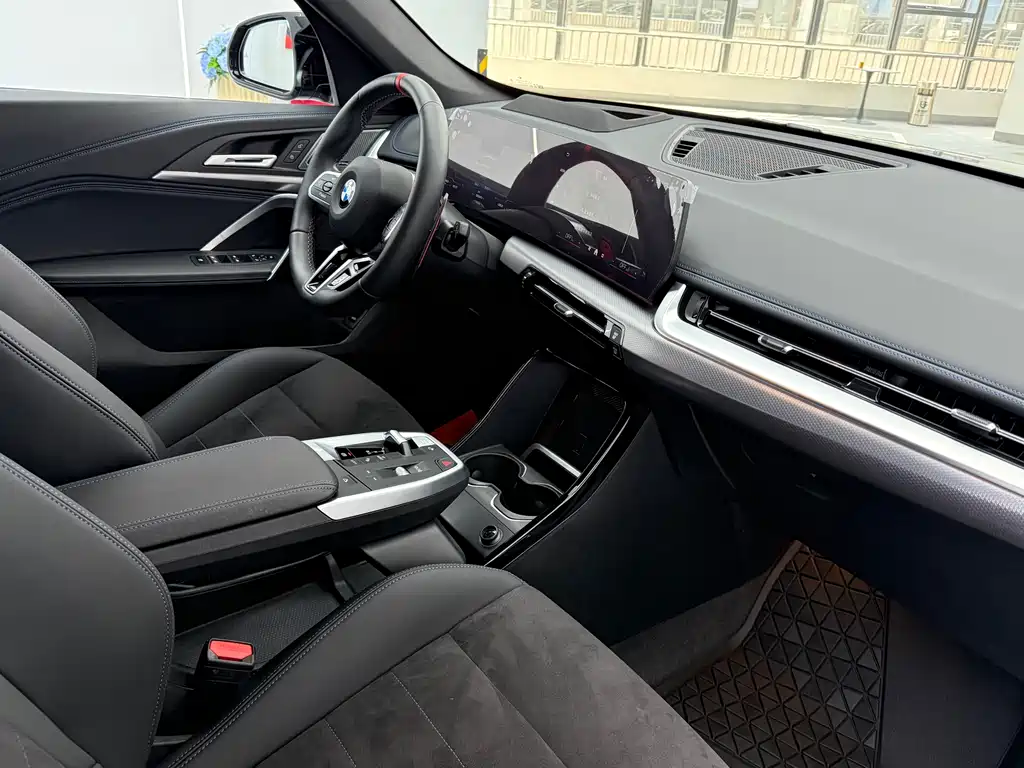 BMW X1 M35Li — миниатюра 8