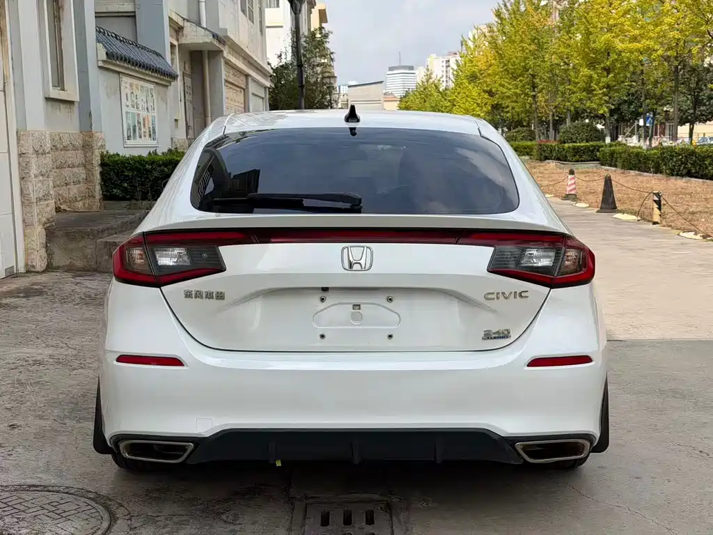 Honda Civic — миниатюра 7
