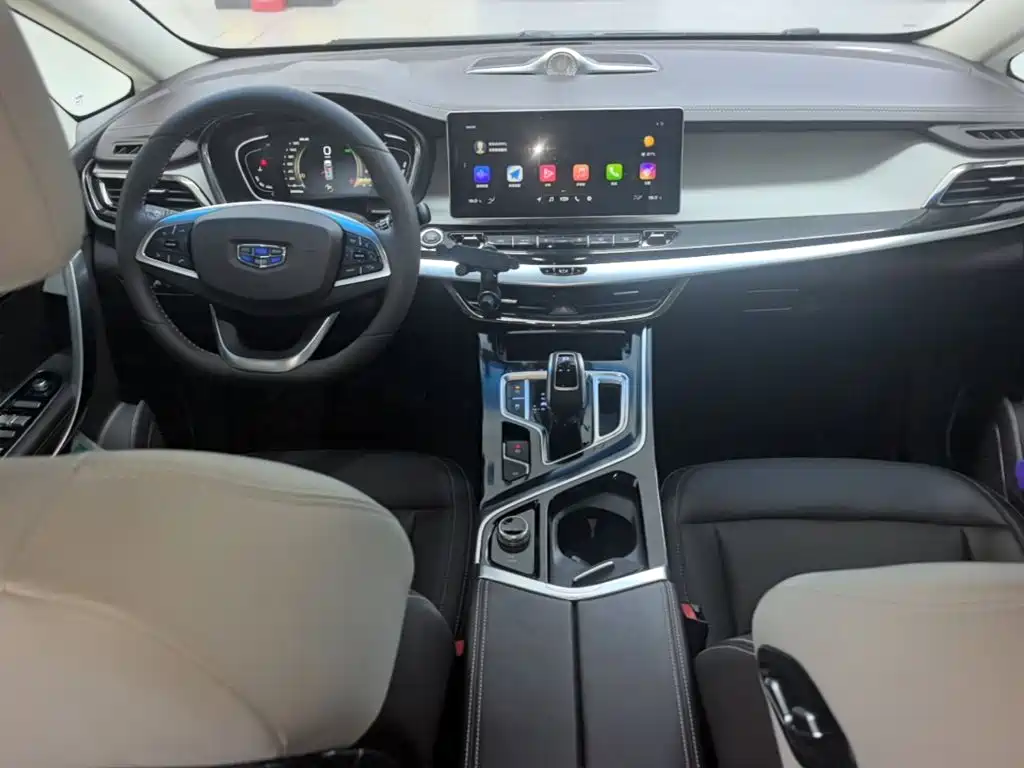 Geely Jia Ji — миниатюра 10