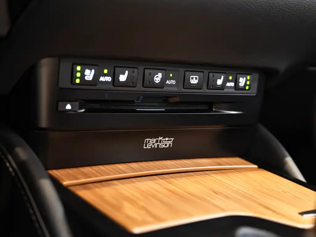 Lexus ES — миниатюра 18