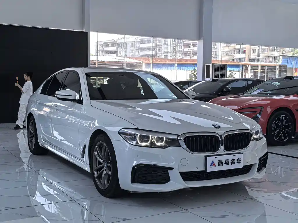 BMW 5 Series (Import) — миниатюра 3