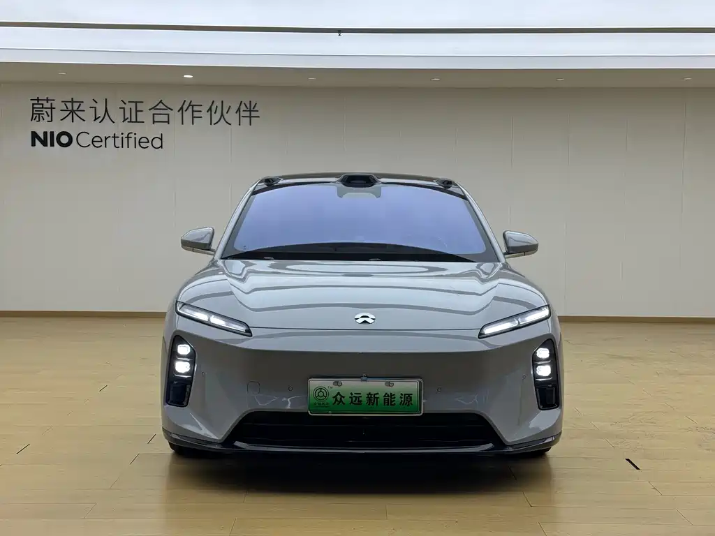 NIO ET5T — миниатюра 2