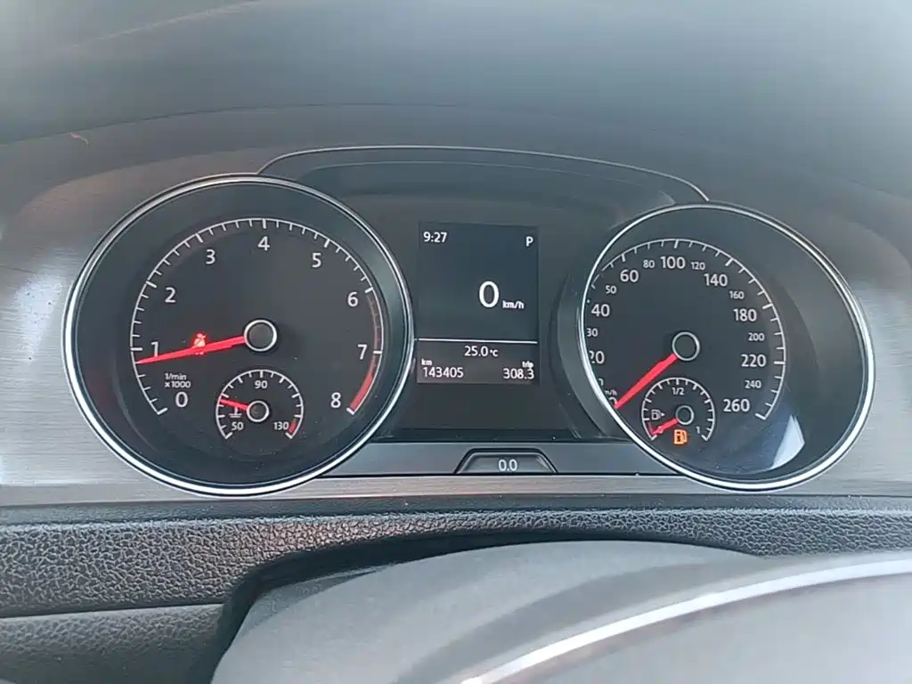 Volkswagen Golf — миниатюра 12