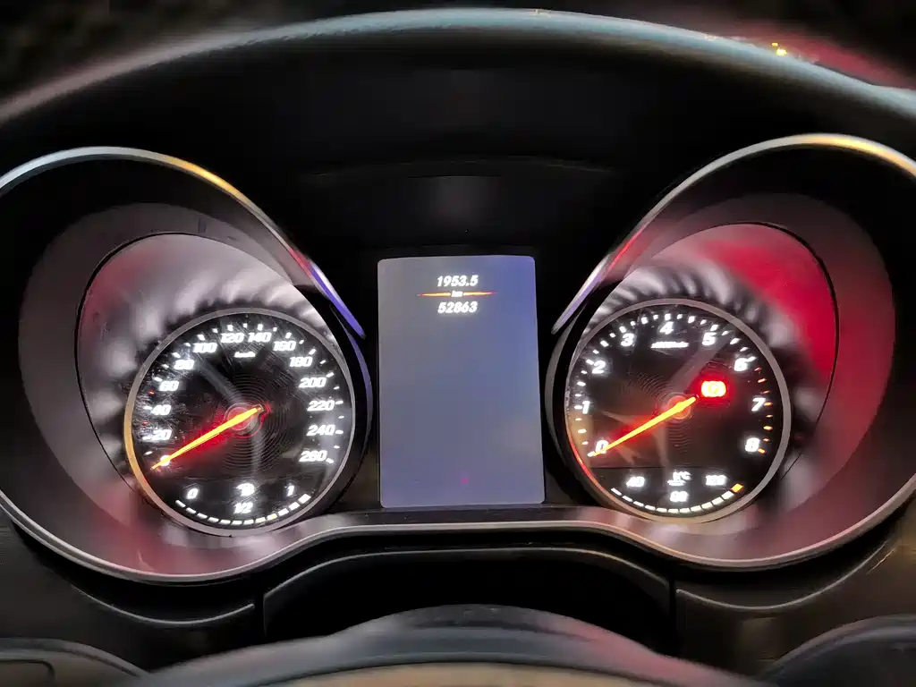 Mercedes-Benz V-Class — миниатюра 6