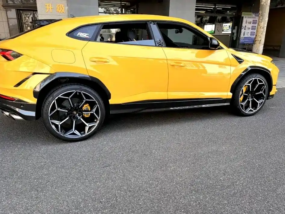 Lamborghini Urus — миниатюра 4