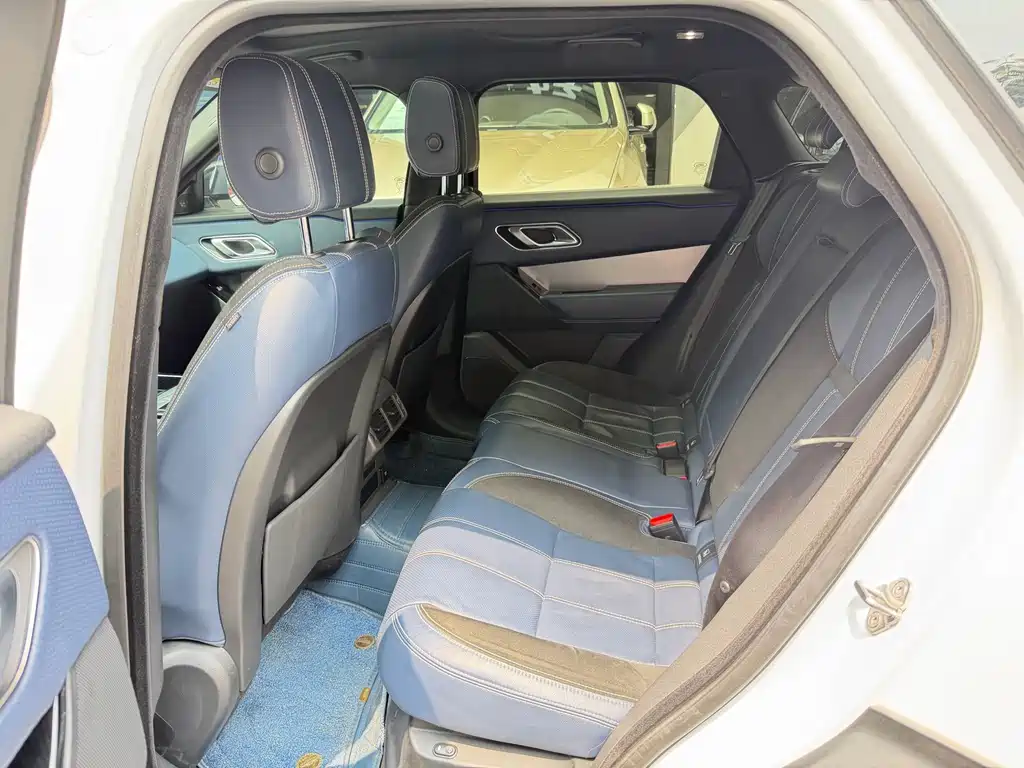 Land Rover Velar — миниатюра 12