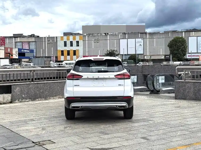 Geely Boyue — миниатюра 3