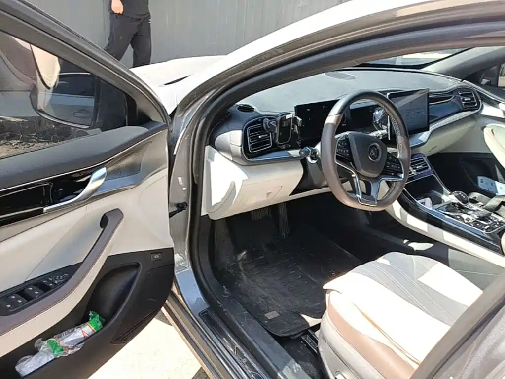 BYD Qin PLUS — миниатюра 16