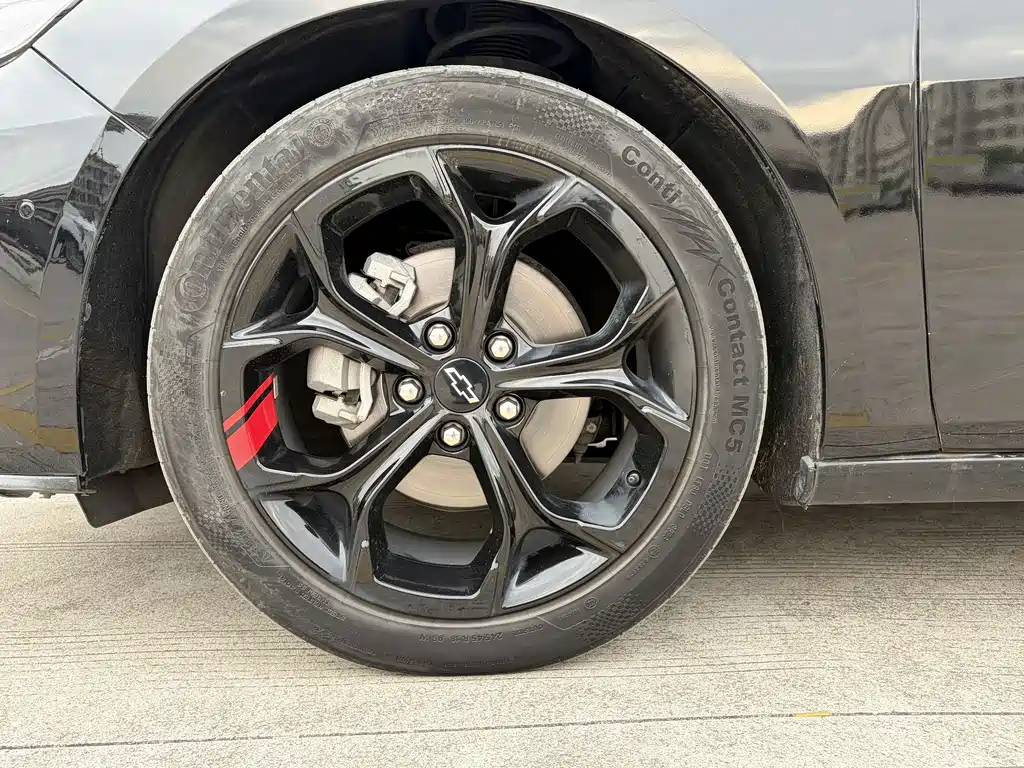 Chevrolet Malibu XL — миниатюра 12