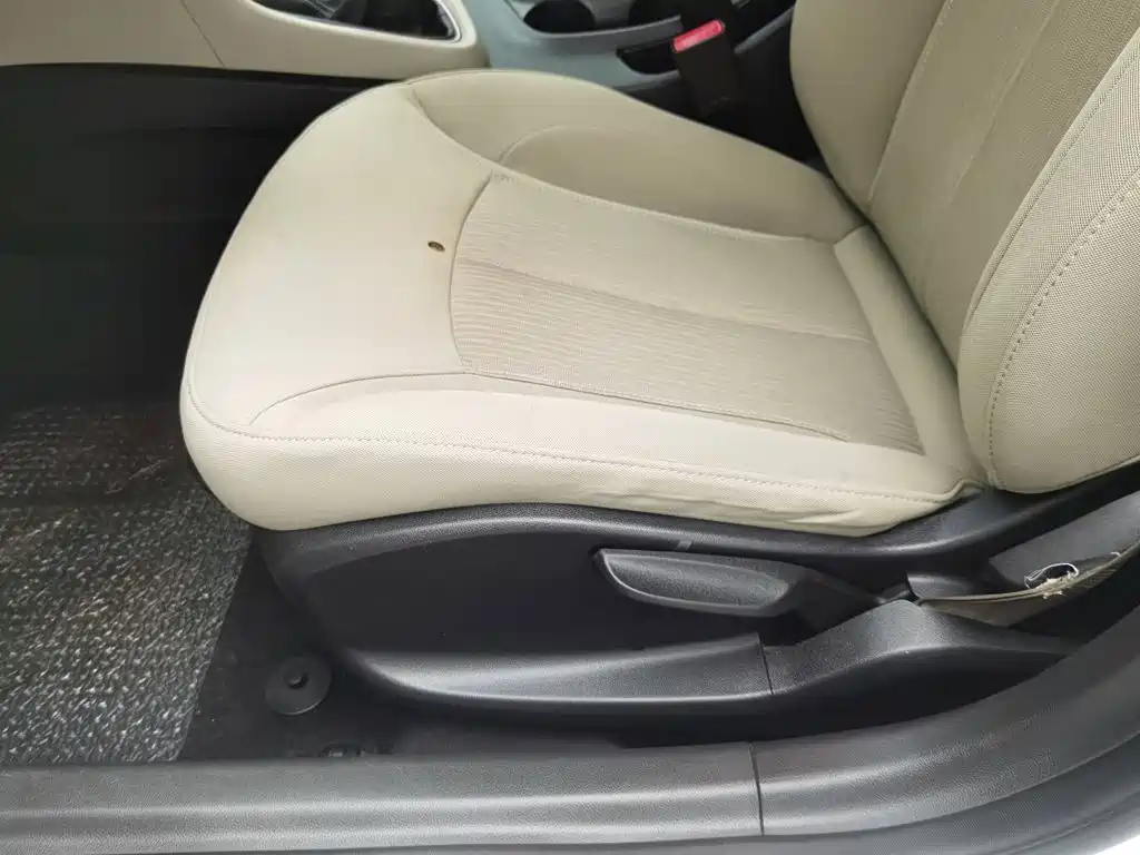 Buick Excelle — миниатюра 20