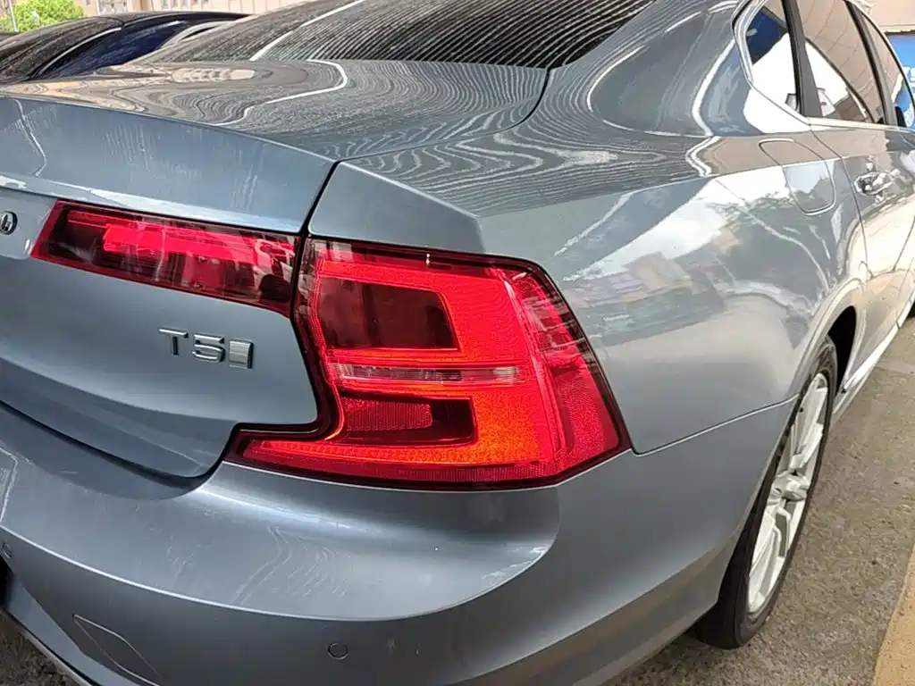 Volvo S90 — миниатюра 8