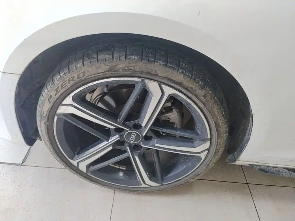 Audi A4L — миниатюра 23