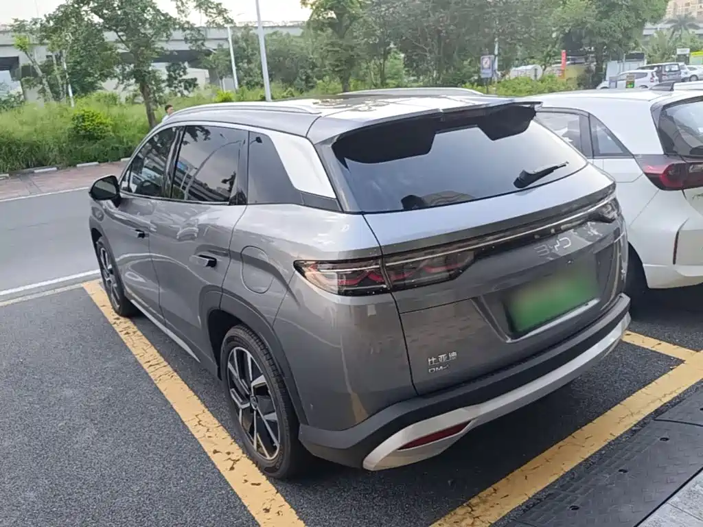 BYD L DM-i — миниатюра 5