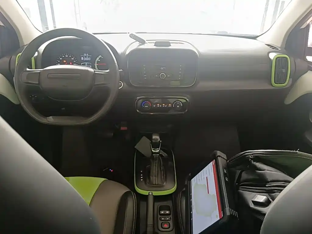 Roewe Clever — миниатюра 10
