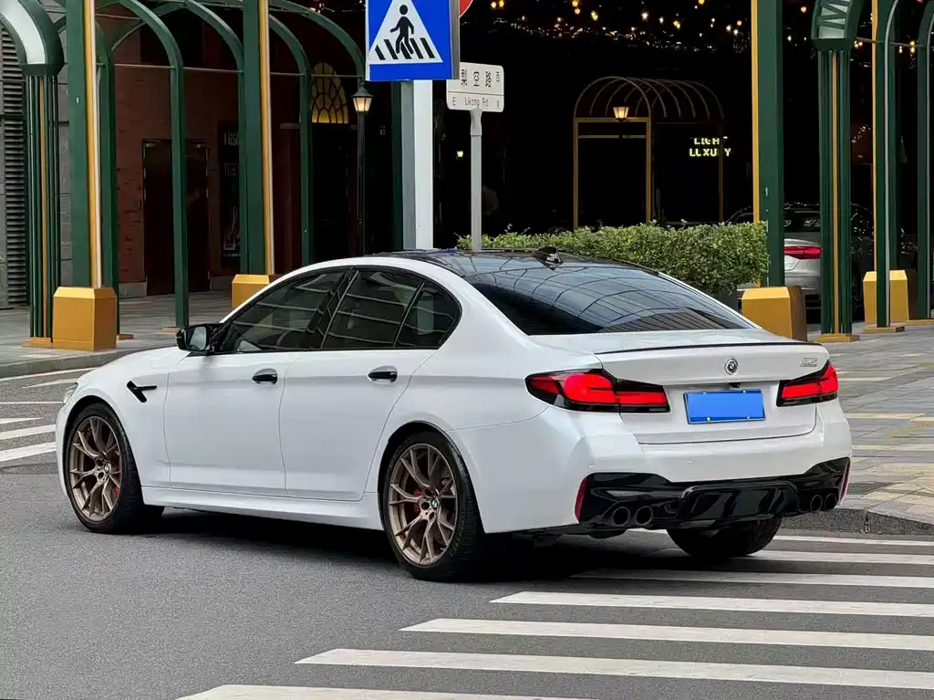 BMW M5 2021 M5