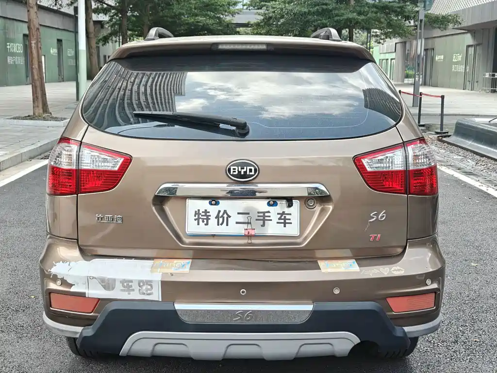 BYD S6 — миниатюра 8