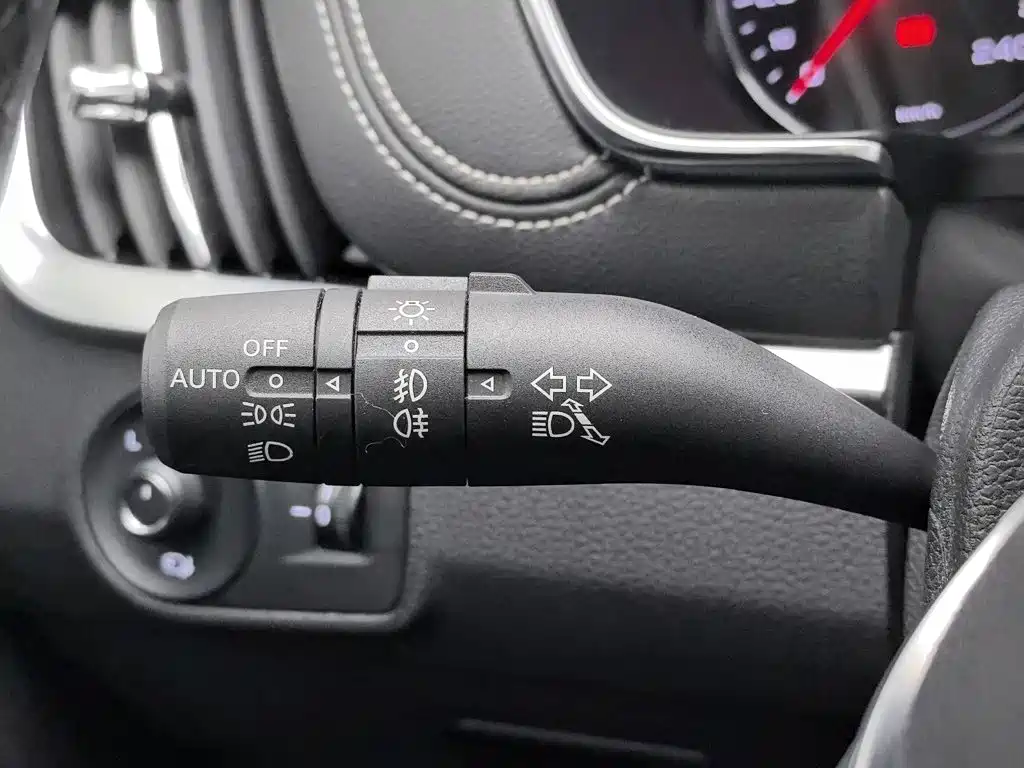 Roewe RX5 — миниатюра 21