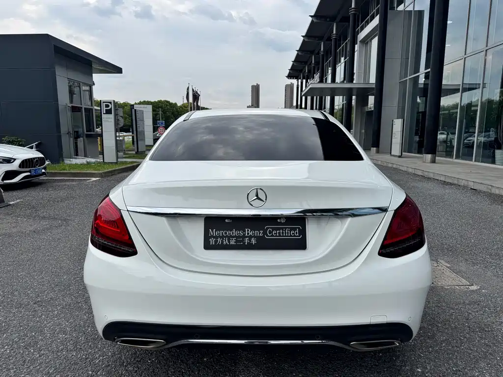 Mercedes-Benz C-Class — миниатюра 5
