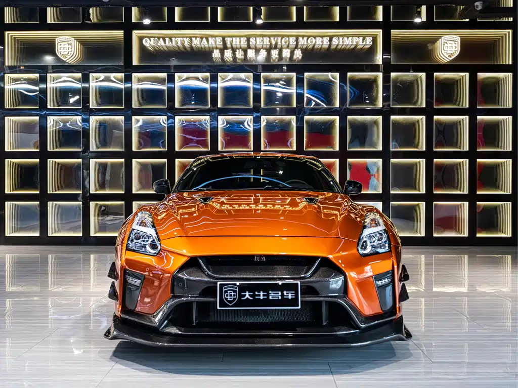 Nissan GT-R — миниатюра 2