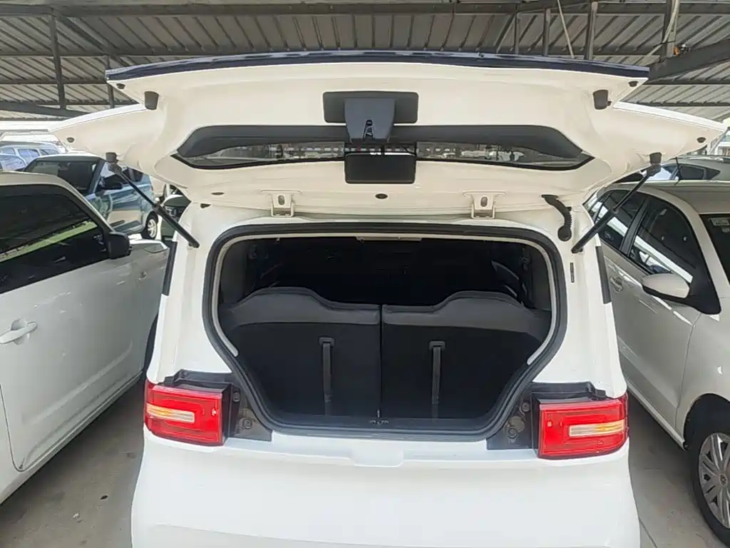 Wuling MINIEV — миниатюра 19