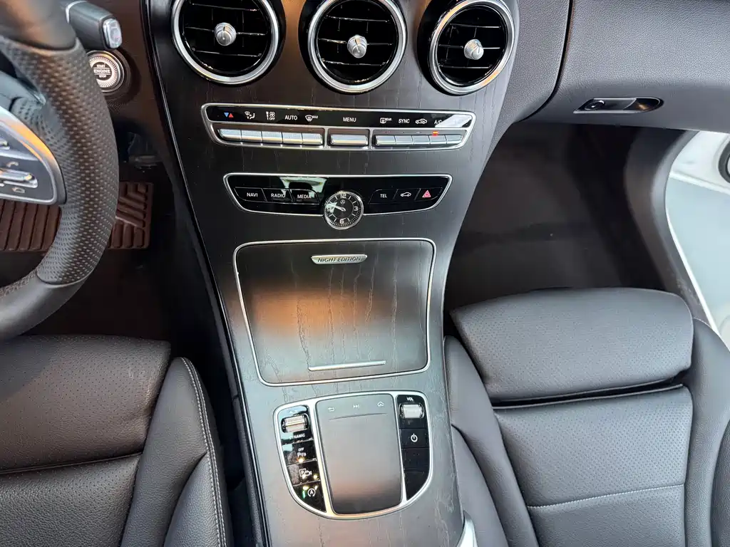 Mercedes-Benz C-Class — миниатюра 9
