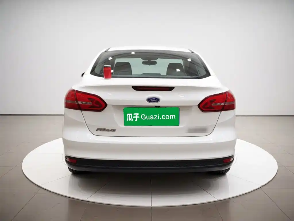 Ford Focus — миниатюра 3