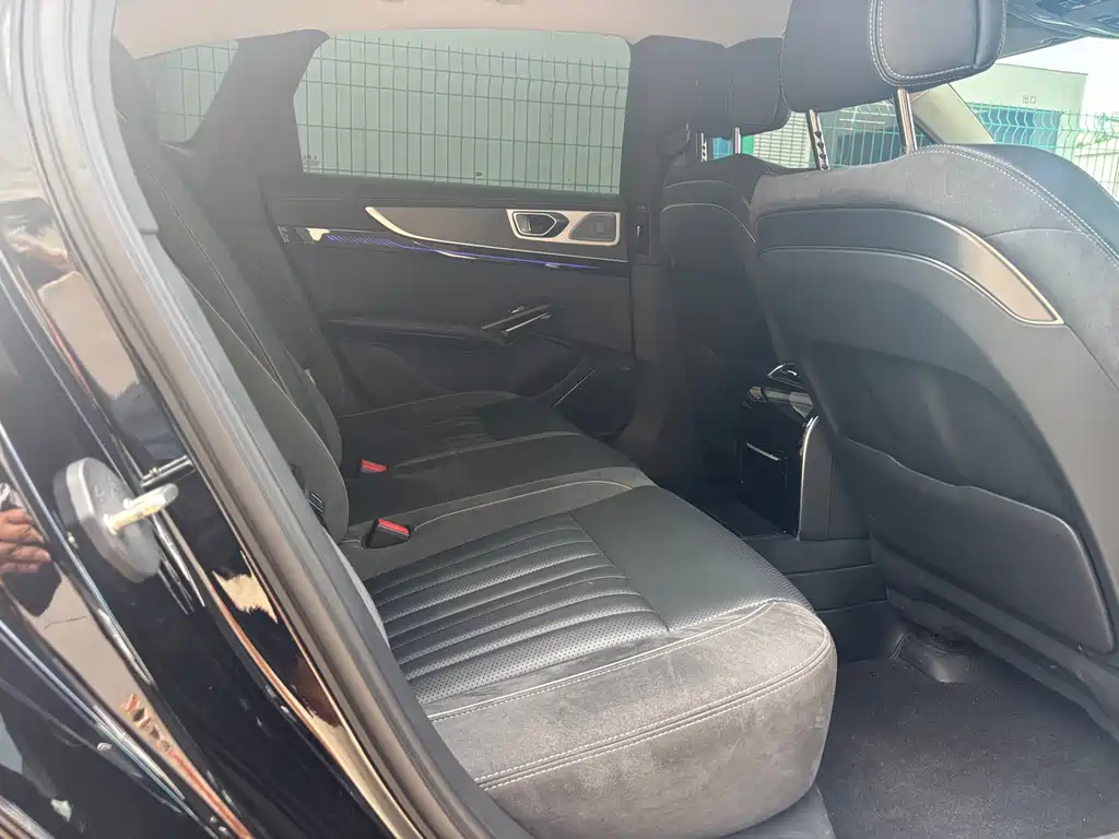 Hongqi Hongqi H9 — миниатюра 7