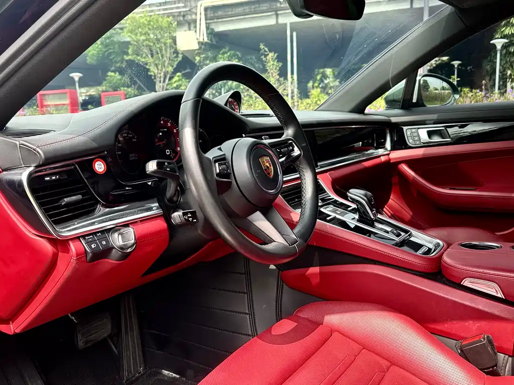 Porsche Panamera — миниатюра 12
