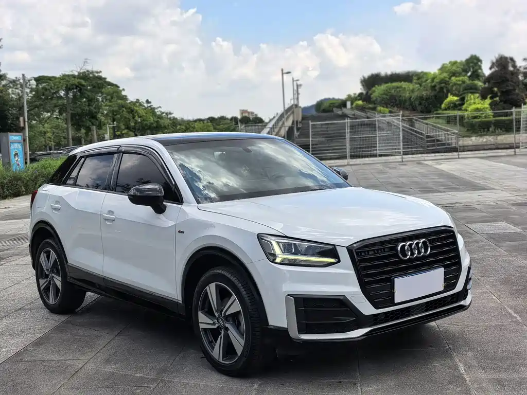 Audi Q2L — миниатюра 3