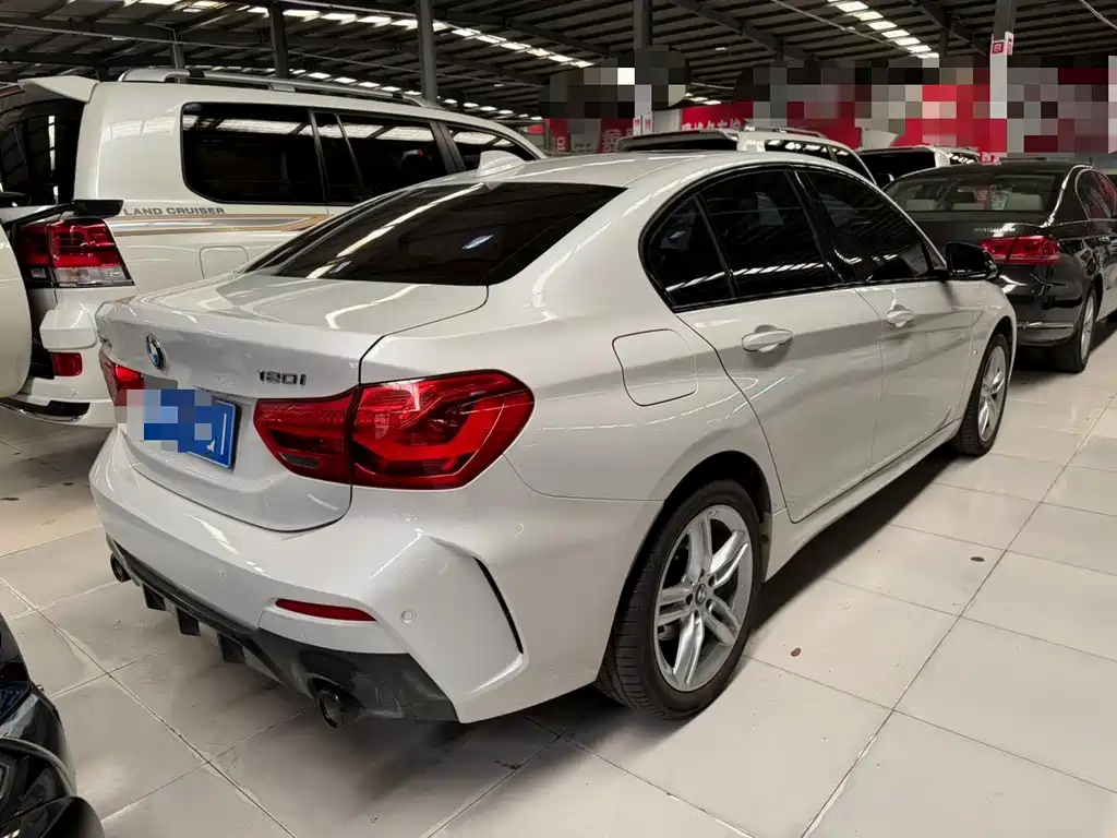 BMW 1 Series — миниатюра 13