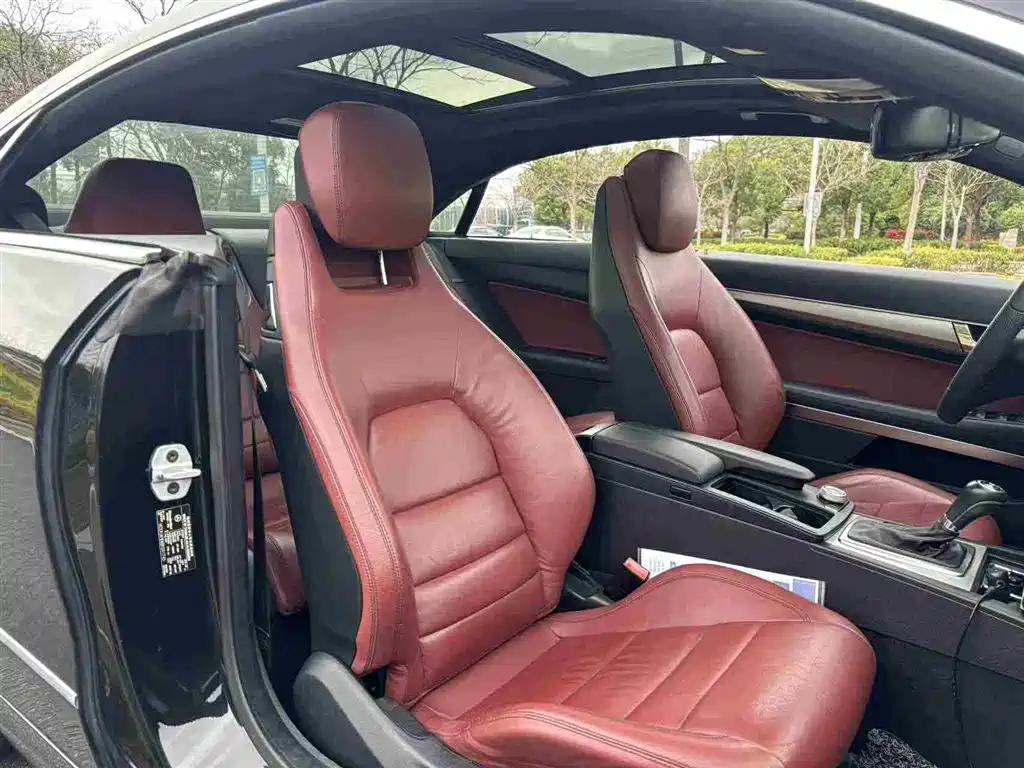 Mercedes-Benz E-Class E 2010 E 260 CGI Coupe