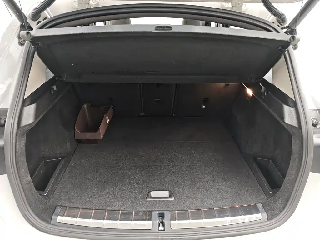 BMW X1 New Energy — миниатюра 14