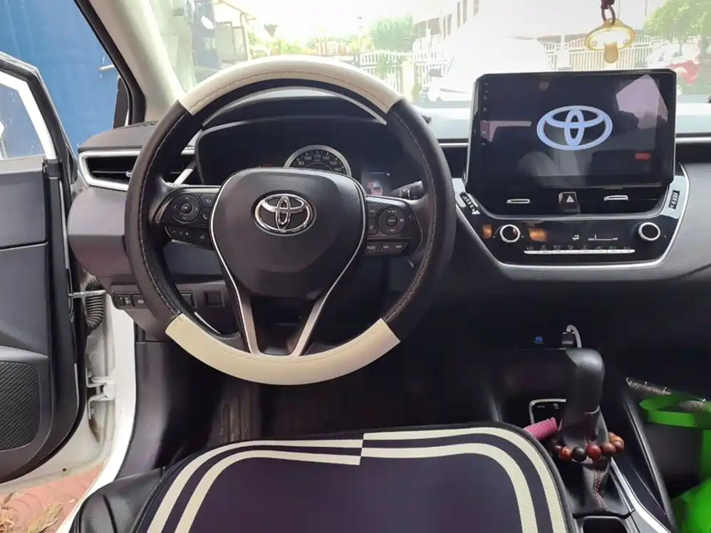 Toyota Corolla — миниатюра 12