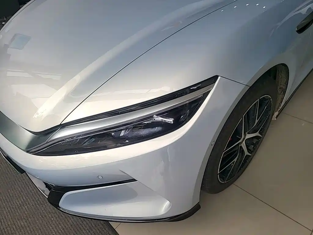 BYD Хань Ли — миниатюра 24
