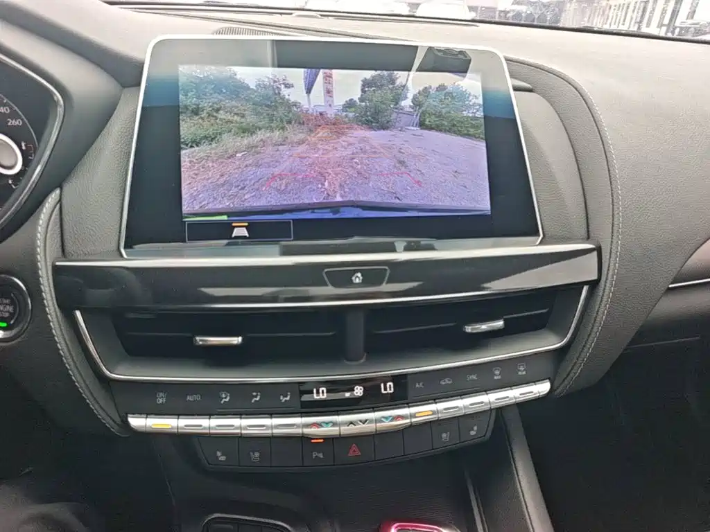 Cadillac CT5 — миниатюра 13
