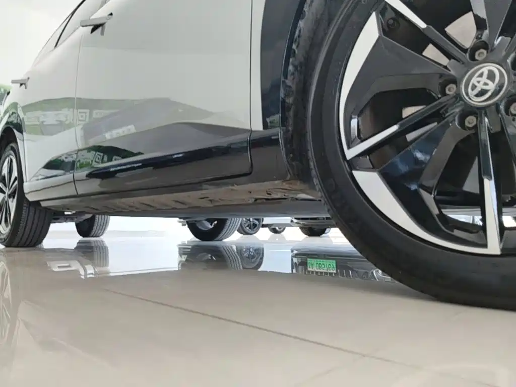 Toyota bZ3X — миниатюра 21