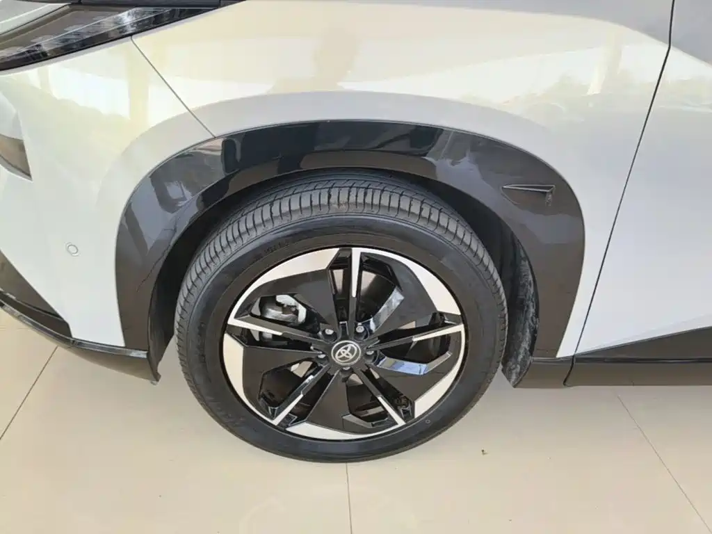 Toyota bZ3X — миниатюра 23
