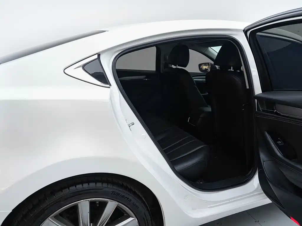 Mazda Atenza — миниатюра 19