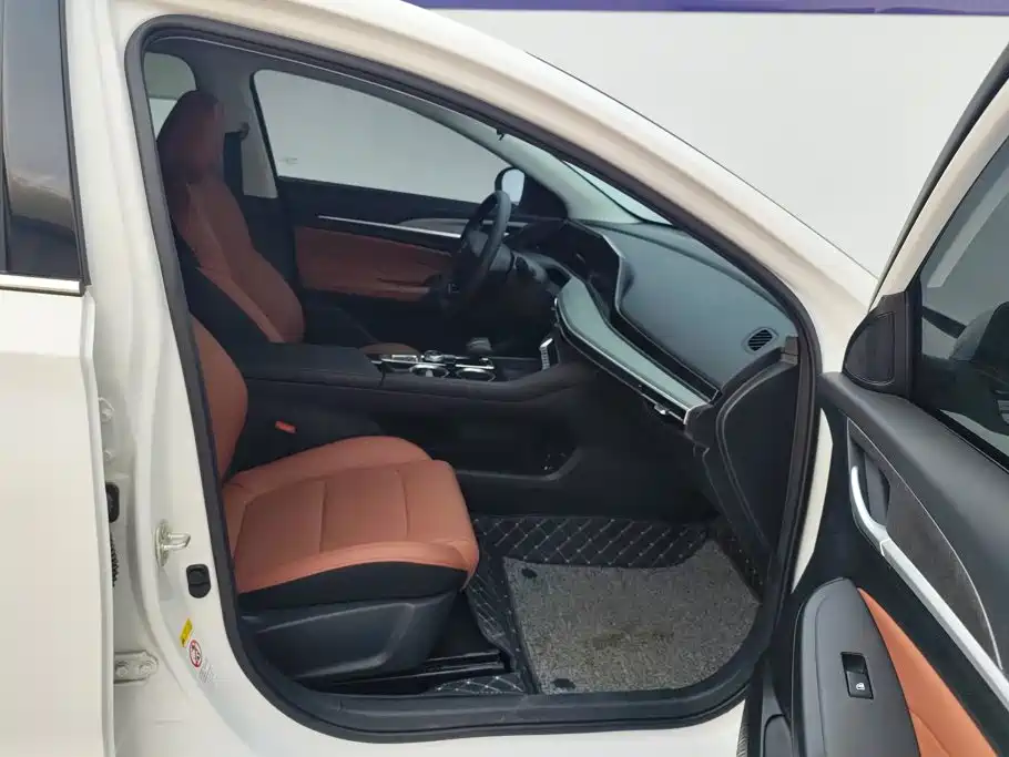 Changan Eado — миниатюра 8