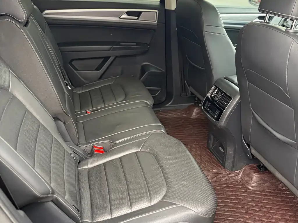 Volkswagen Teramont — миниатюра 14