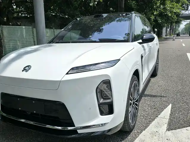 2026 Nio ES8