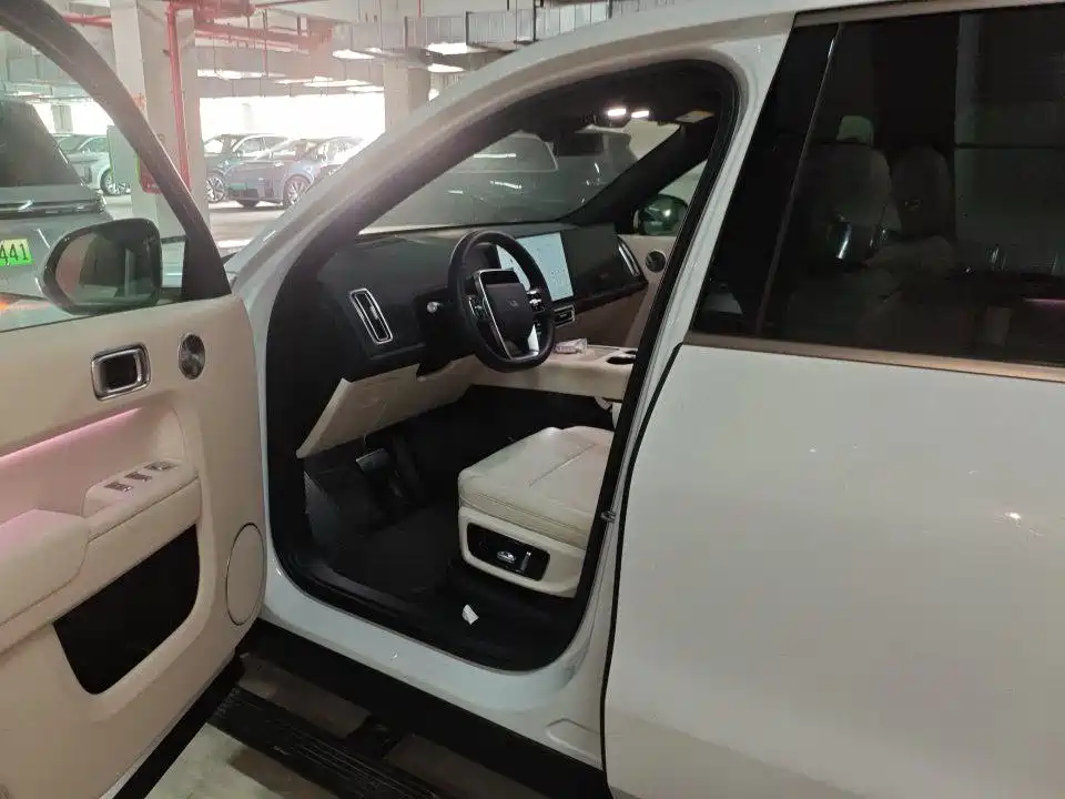 Li Auto L9 2025 Ultra