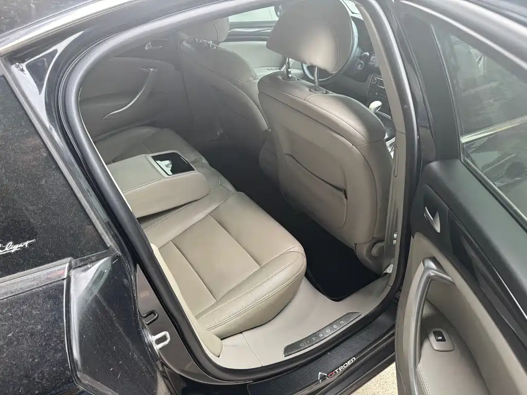 Citroen C5 — миниатюра 10