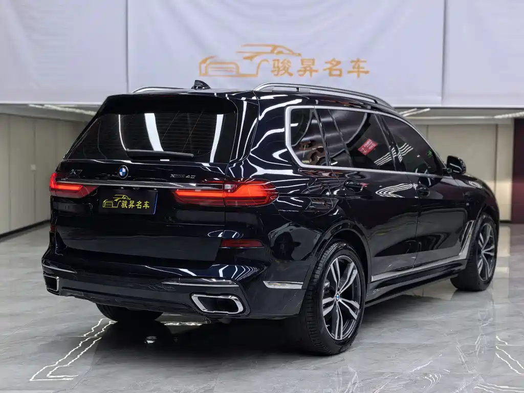 BMW X7 — миниатюра 6