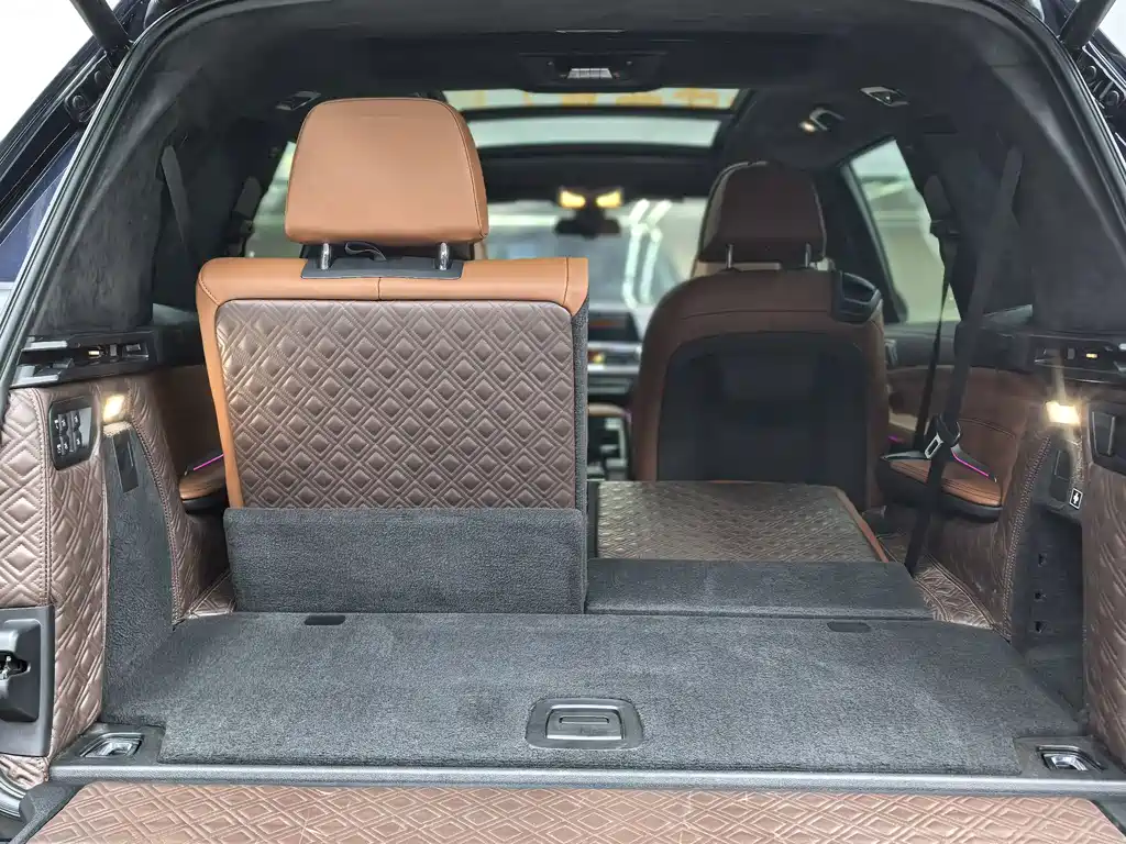 BMW X7 — миниатюра 34